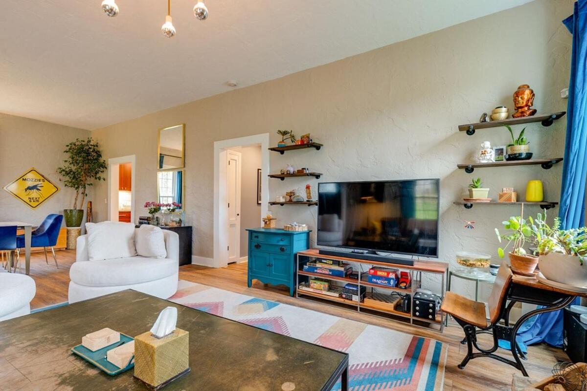Historic East Nash Sleeps 6 Holiday home Nashville