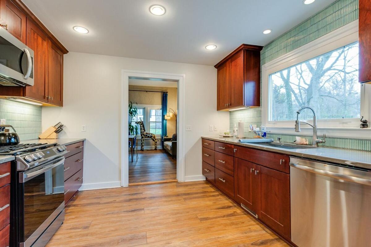 Holiday home Historic East Nash Sleeps 6 Nashville